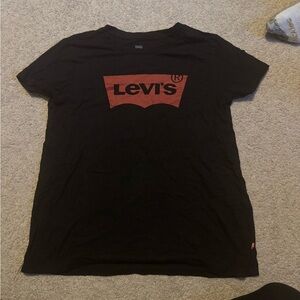 Levi’s t-shirt